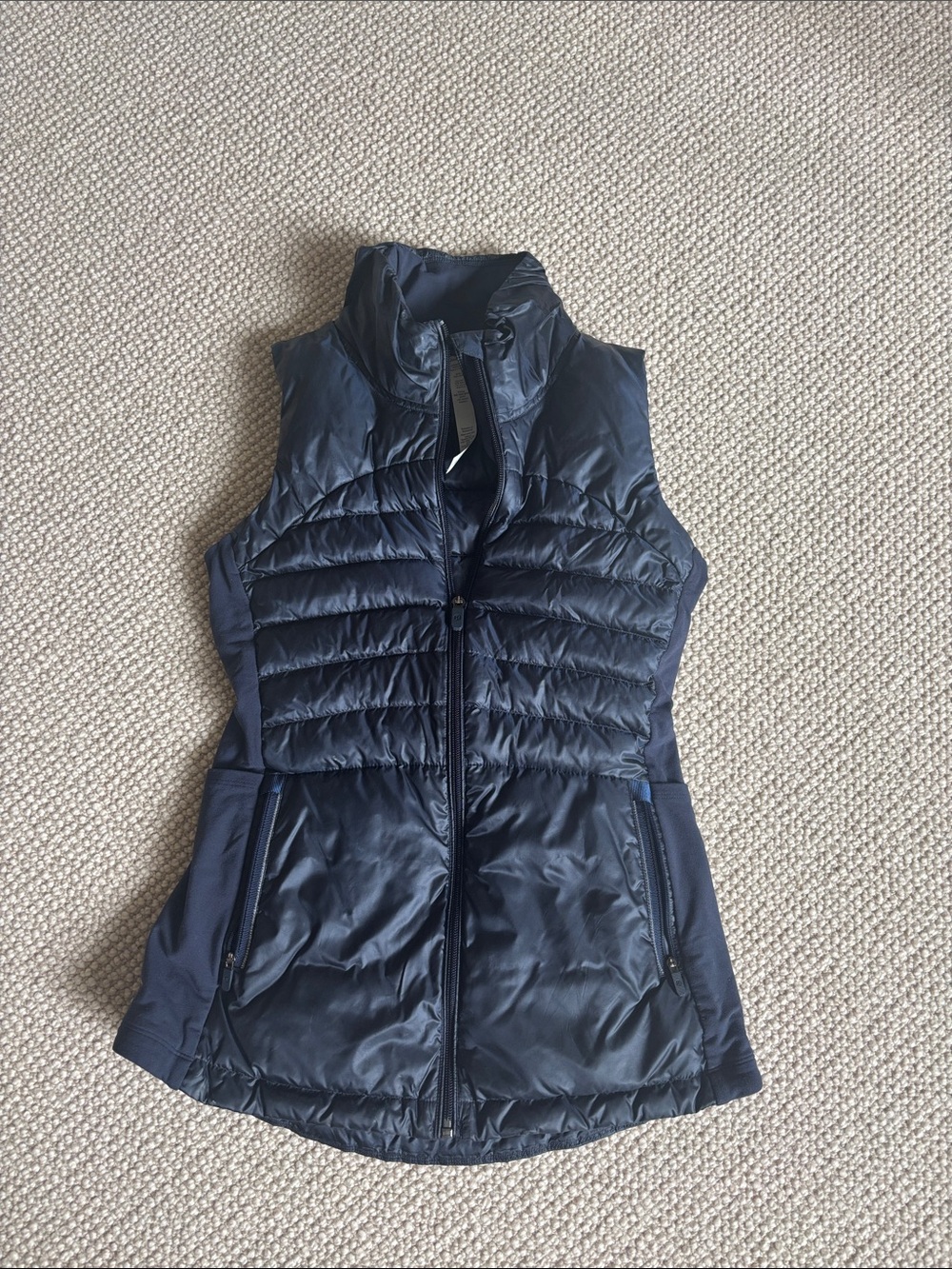 Women's Lululemon Navy Quilted Lightweight Puffer Vest